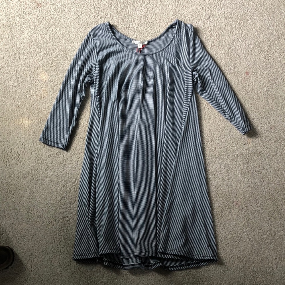 3/4 sleeve black & white striped dress.